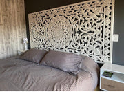 Mandala tallado en madera rectangular